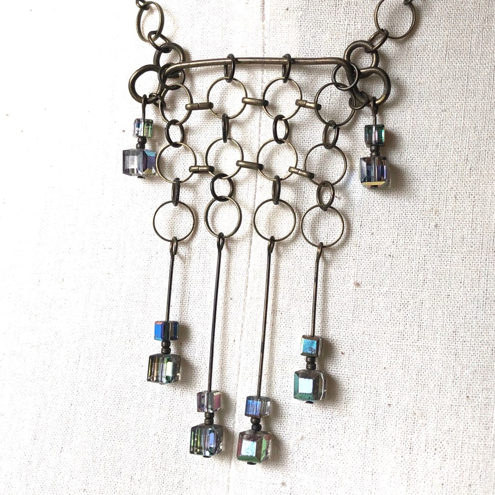 17-inch Necklace. Wire and Swarovski Crystals.